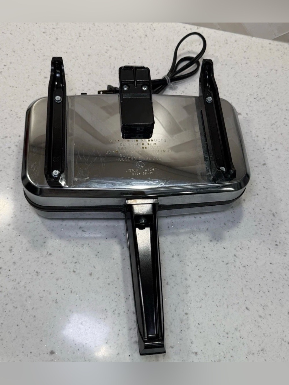 Vitantonio Pizzelle Chef 300 Italian Cookie
Maker Tested Works Vintage - Picture 5 of 10